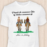 Freunde die zusammen reiten - Personalisierbares Pferde T-Shirt